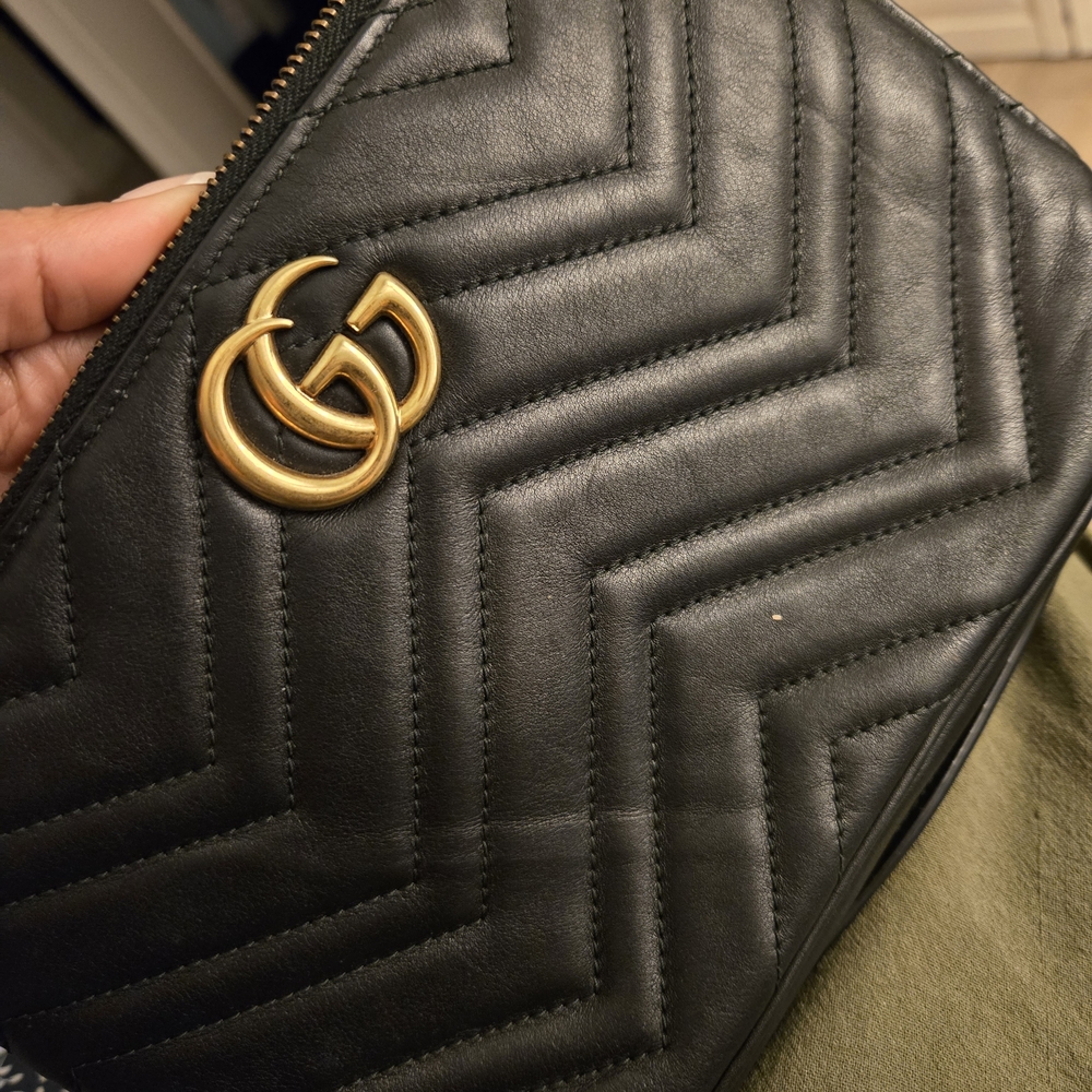 Gucci Black Chevron Matelassé Leather Crossbody with Gold Double-G